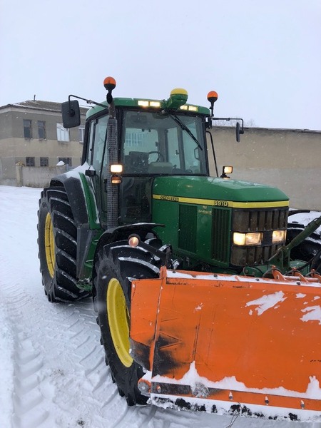 Трактор колесный   John Deere 6910 2001року  - <ro>Изображение</ro><ru>Изображение</ru> #1, <ru>Объявление</ru> #1645078