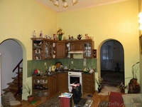 продам квартиру в центре ужгорода - <ro>Изображение</ro><ru>Изображение</ru> #1, <ru>Объявление</ru> #6771