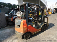 Газ - бензиновий навантажувач Toyota 8FGKL25 ( компакт) на 2.5 тоны - <ro>Изображение</ro><ru>Изображение</ru> #1, <ru>Объявление</ru> #1061644