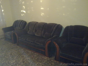 Продам розкладний диван з 2-ма кріслами в хорошому стані а такох стенку - <ro>Изображение</ro><ru>Изображение</ru> #1, <ru>Объявление</ru> #106203