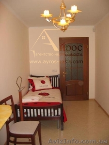 Агентство «Айрос» предлагает взять в аренду квартиру Ялта.