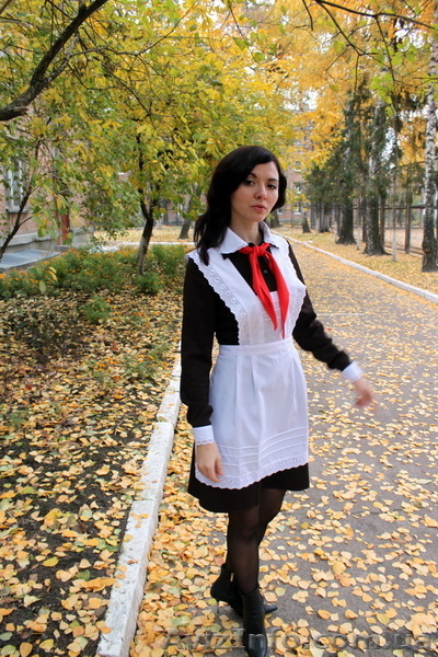 Продам школьное платье и фартук - <ro>Изображение</ro><ru>Изображение</ru> #3, <ru>Объявление</ru> #798716