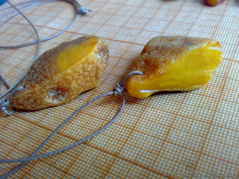 Кулоны из натурального необработанного янтаря. - <ro>Изображение</ro><ru>Изображение</ru> #7, <ru>Объявление</ru> #838953