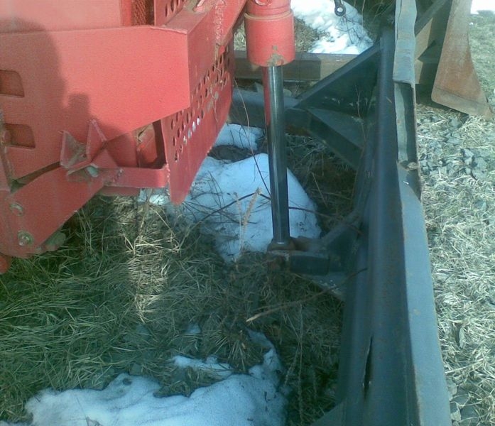 Продаем гусеничный бульдозер ДТ-75, 1985 г.в. - <ro>Изображение</ro><ru>Изображение</ru> #9, <ru>Объявление</ru> #1646708